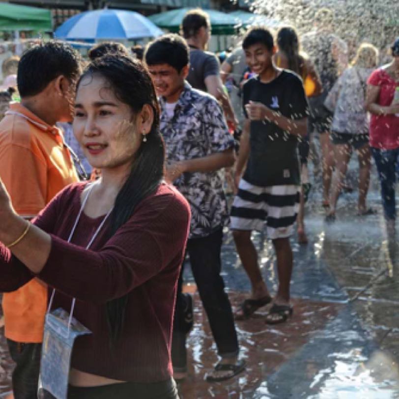 BANGKOK THAILAND SONGKRAN 2017